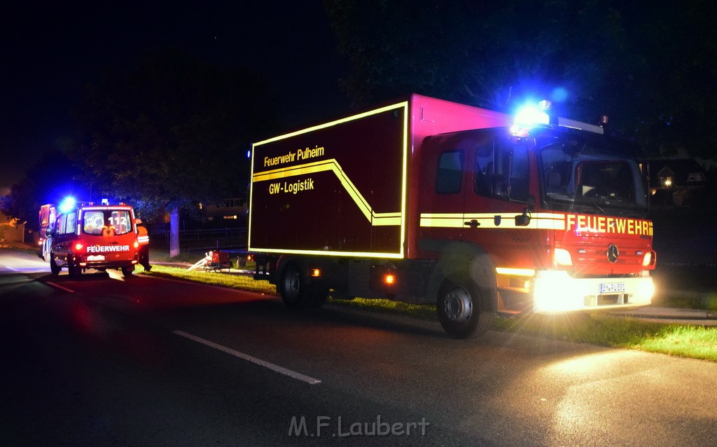 Feuer 4 Pulheim Sinnersdorf Chorbuschstr P117.JPG - Miklos Laubert